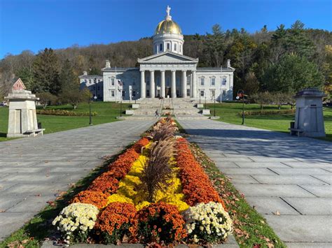 Vermont passes bills aimed at protecting abortion pills